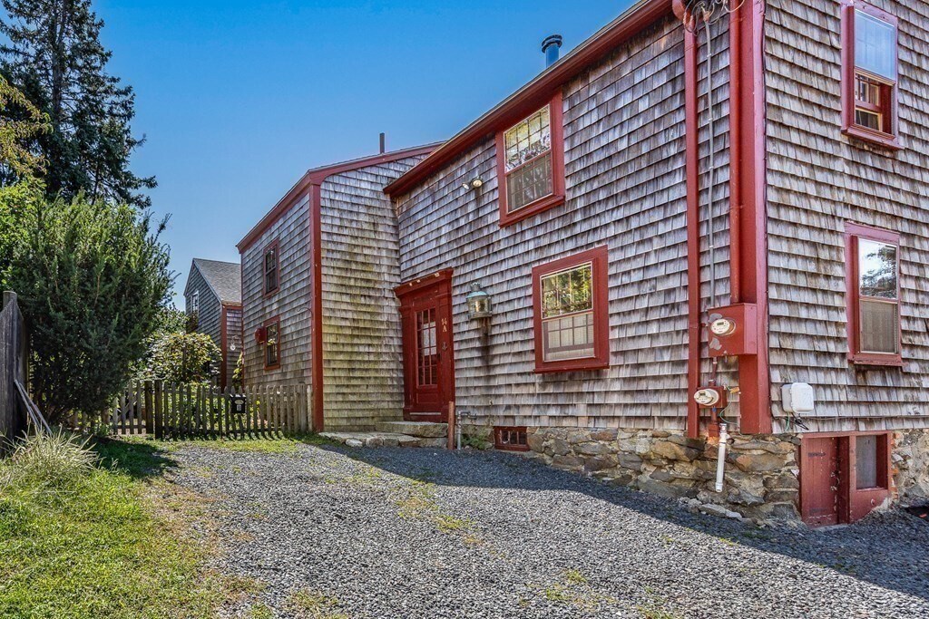Primary Photo - 14 Nicholson Hill Rd