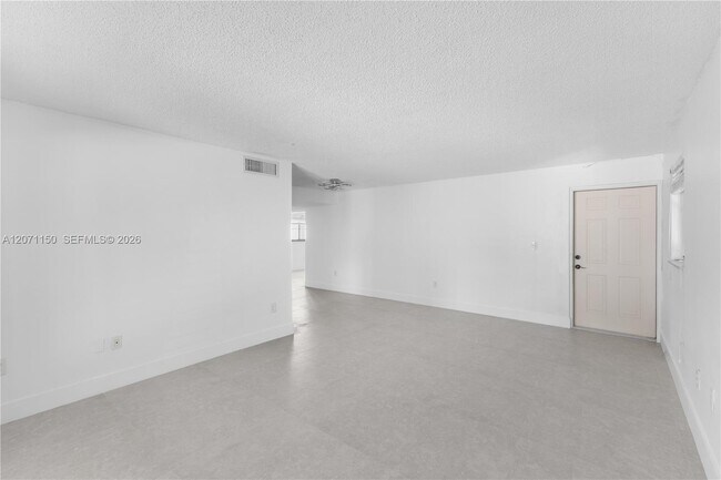 Building Photo - 1225 West Ave