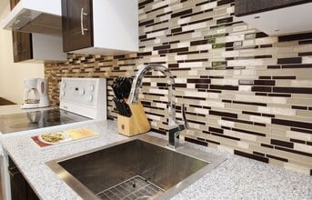 Building Photo - 3774 Rue De Bullion