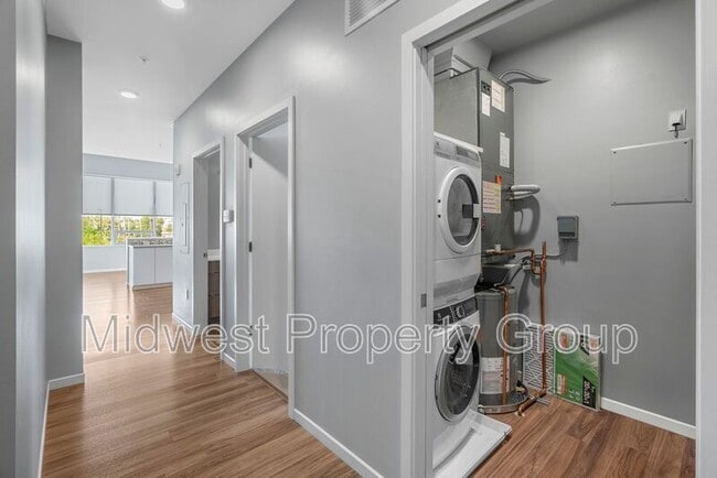 Building Photo - 4100 Lindell Blvd