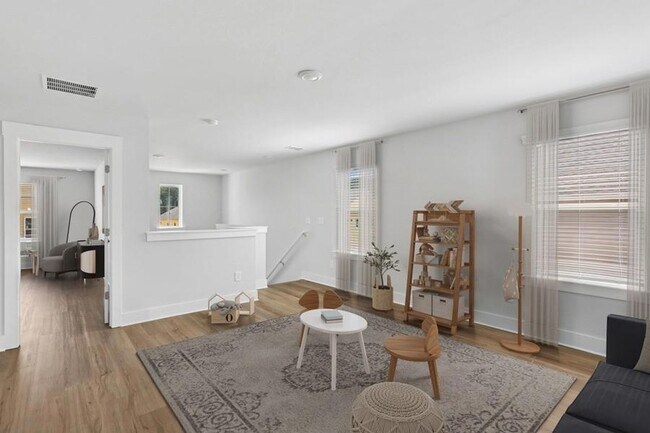 Foto del edificio - 1575 Cedars Rd