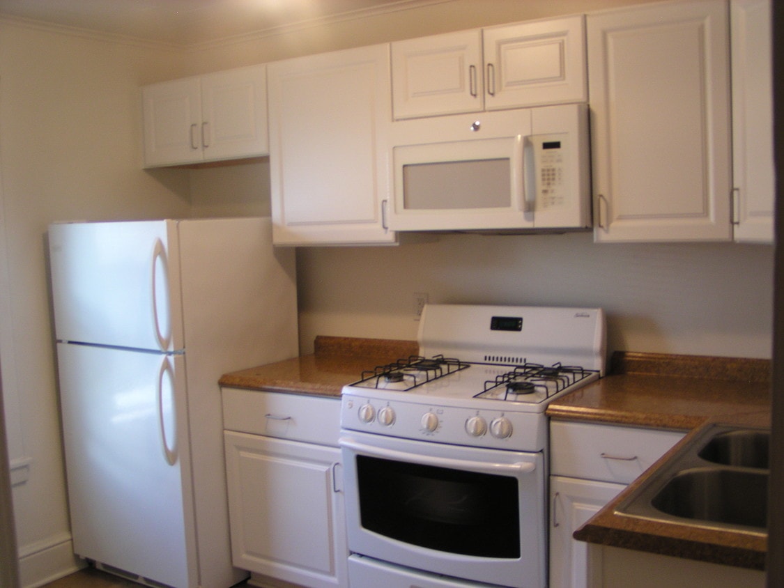 2 Elm St, Newark, NY 14513 Apartments in Newark, NY