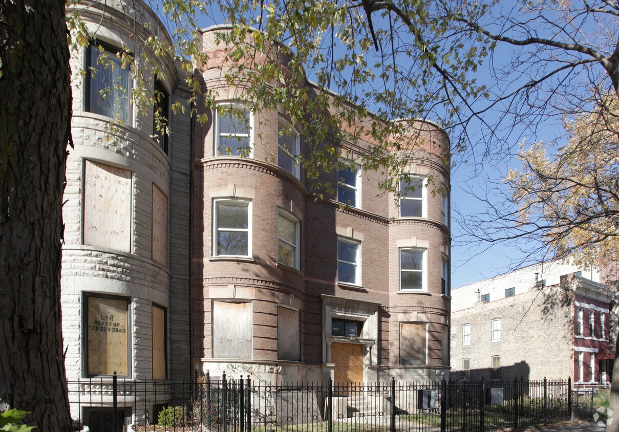 Foto del edificio - 4024-4026 S Indiana Ave