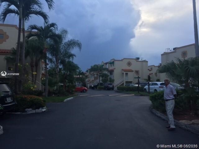 Building Photo - 8620 NW 3rd Ln  506-5 Miami Fl 33126