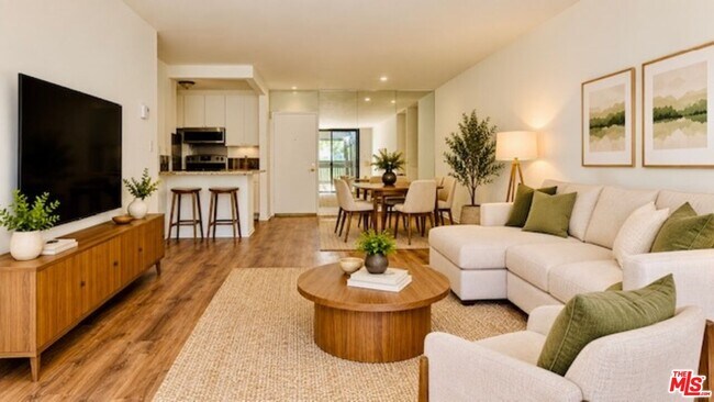 Foto del edificio - 7742 Redlands St