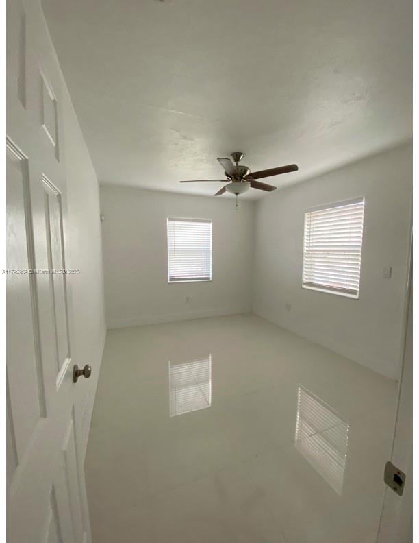 Foto del edificio - 320 NW 83rd St