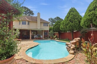 Building Photo - 2114 Gentryside Dr