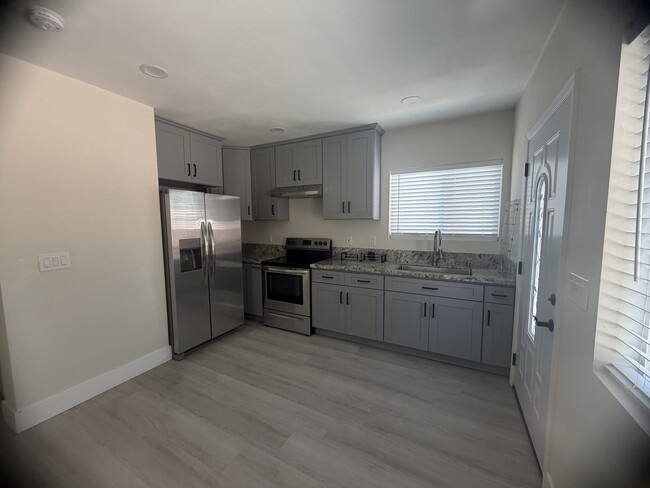 Building Photo - 6249 Agra St