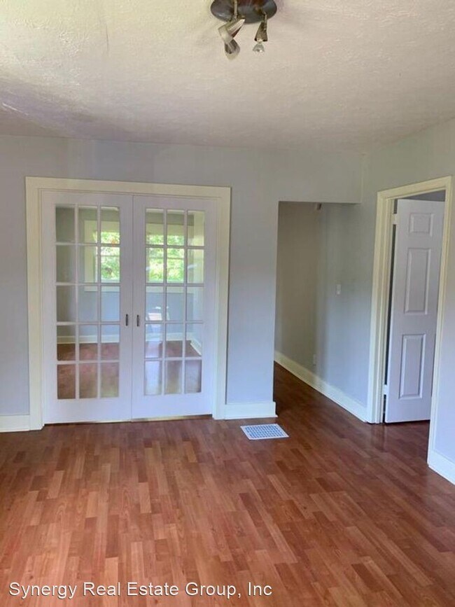 Building Photo - 2 br, 1 bath House - 1503 A Fatherland St.