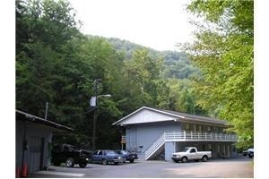 Primary Photo - 219 Newman Rd