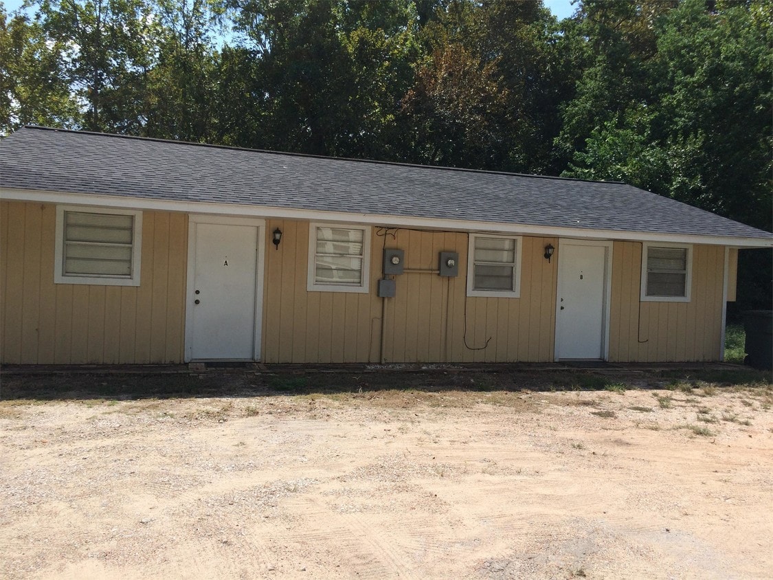 1229 20th St, Huntsville, TX 77340 House Rental in Huntsville, TX