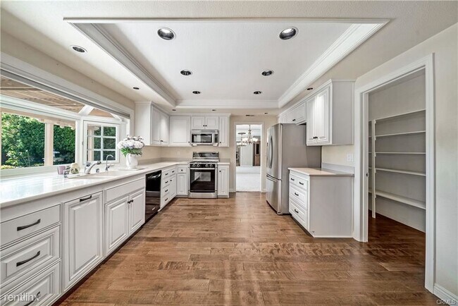 Foto del edificio - 4 br, 3 bath House - 27142 Pueblonuevo Dr