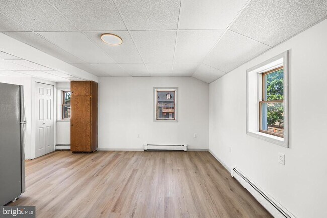 Foto del edificio - 424 Spring St