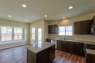 Building Photo - 10324 Bankhead Dr