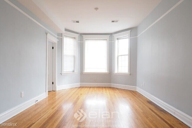Foto del edificio - 3 br, 1 bath  - 2936 N FAIRFIELD Apt 2 Unit 2