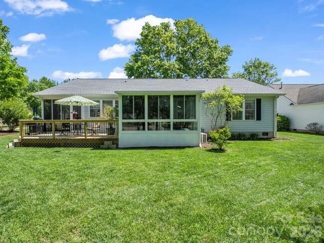 Building Photo - 179 Kingfisher Ln