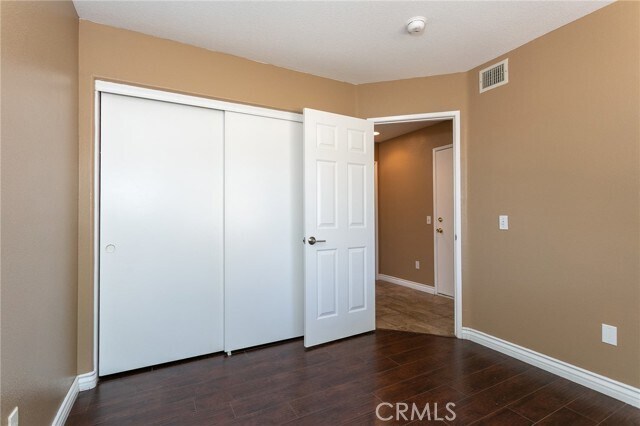 Foto del edificio - 1750 Tallowberry Ln