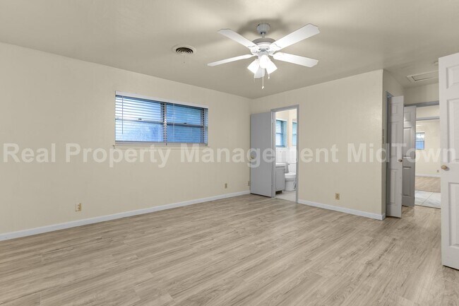 Foto del edificio - 5308 Norma St
