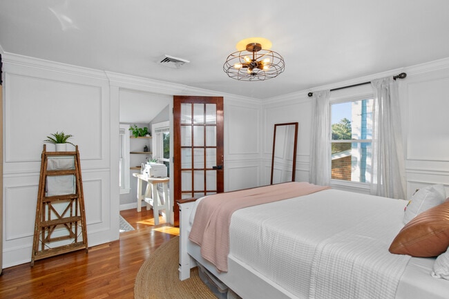 Building Photo - 24 Gill Rd