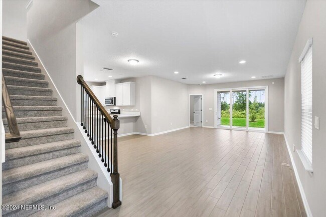 Foto del edificio - 70 Stargaze Ln