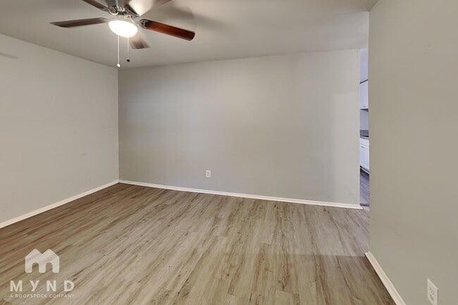 Building Photo - 4484 Bonnie Glen Ct