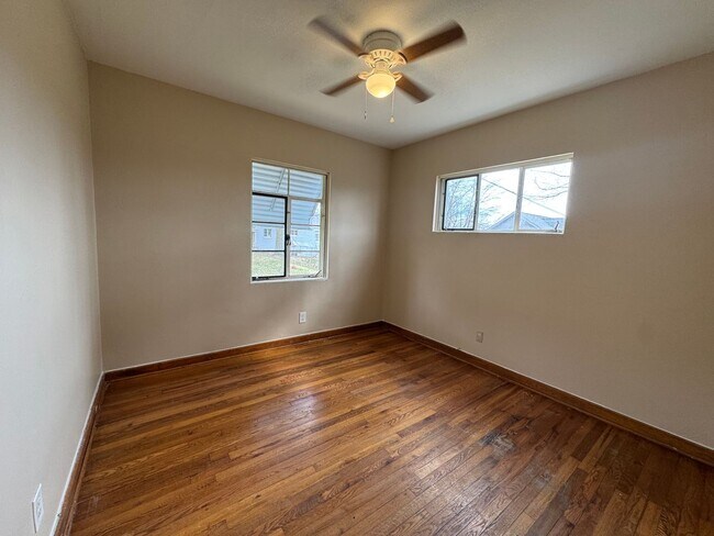 Foto del edificio - 4501 Packard St