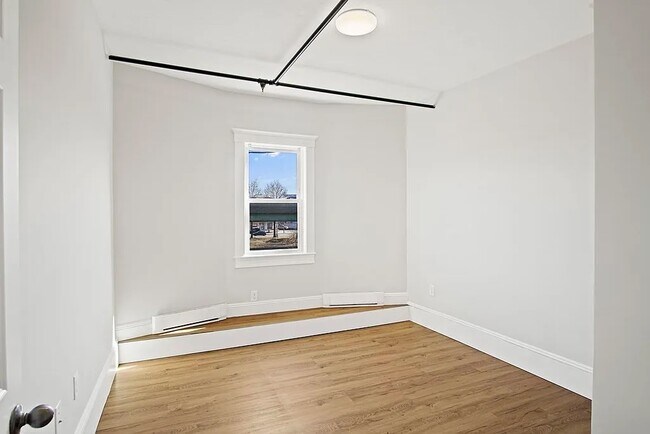 Foto del edificio - 2 Redfield St