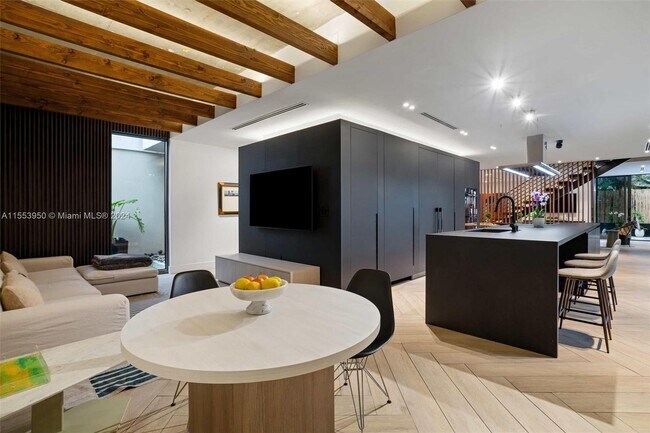 Foto del edificio - 2780 SW 22nd Ave