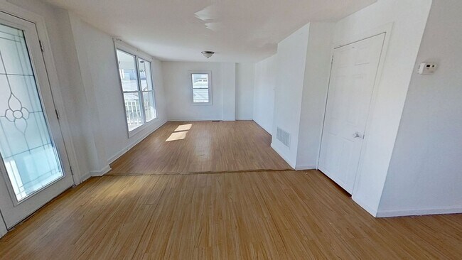 Foto del edificio - Single Family Home