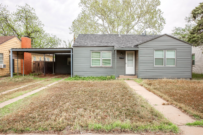 Foto principal - 2422 31st St