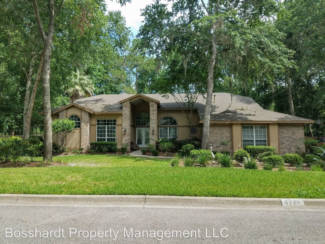 Foto principal - 5726 NW 43rd Rd