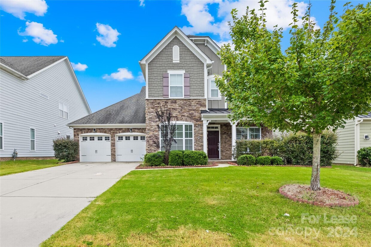 586 Brookhaven Dr  