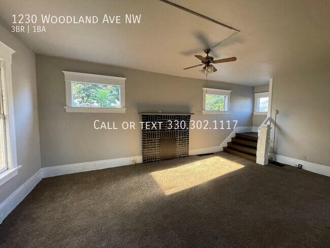 Building Photo - Three bedroom one bathroom home for rent