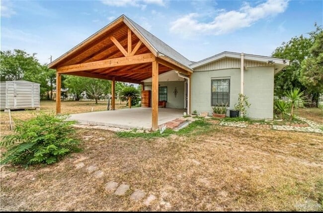 Building Photo - 4200 Lopez St