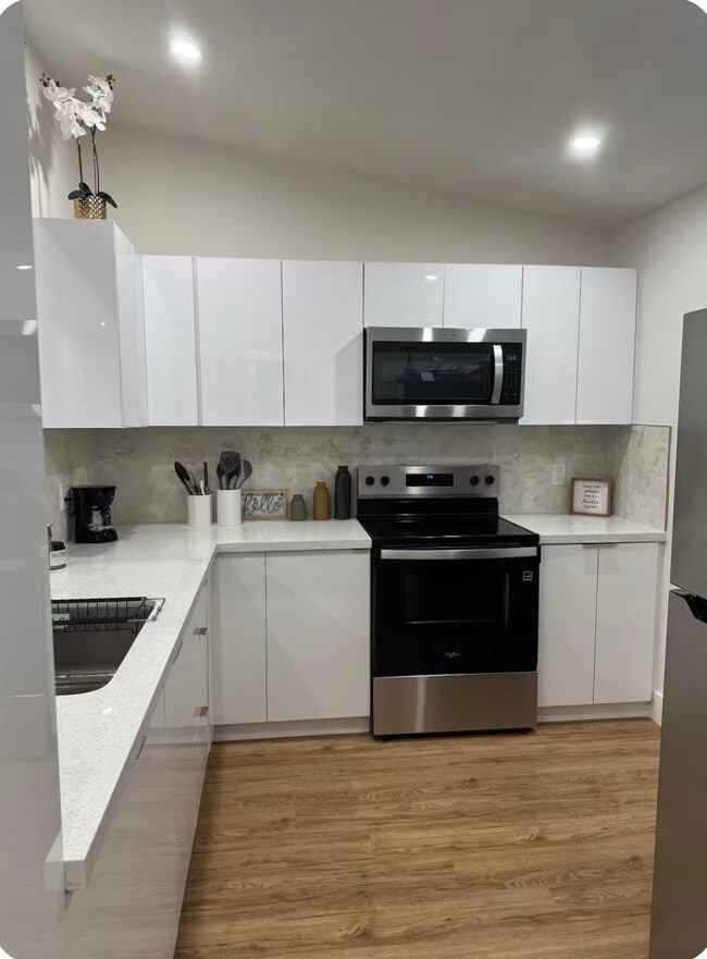 Foto del edificio - 3007 NW 204th Terrace