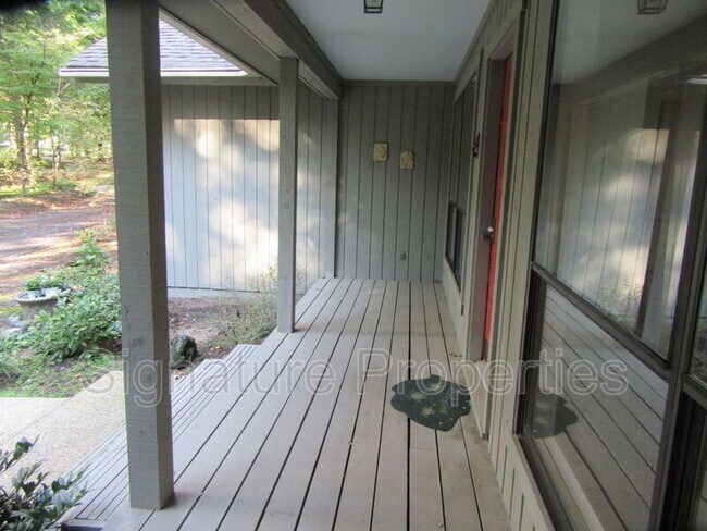 Building Photo - 13603 Winterberry Ridge