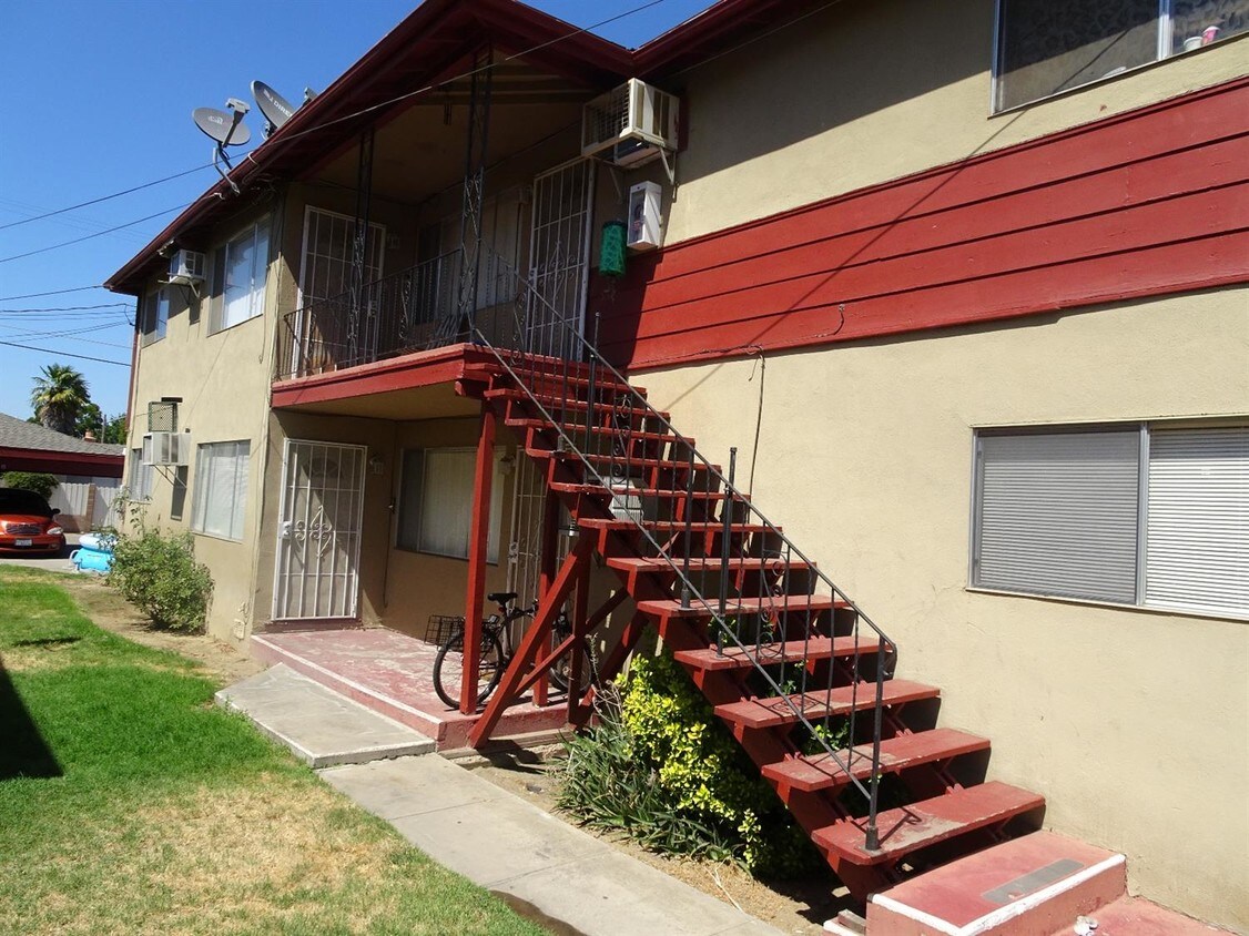 121 Starr Ave Unit E, Turlock, CA 95380 Room for Rent in Turlock, CA