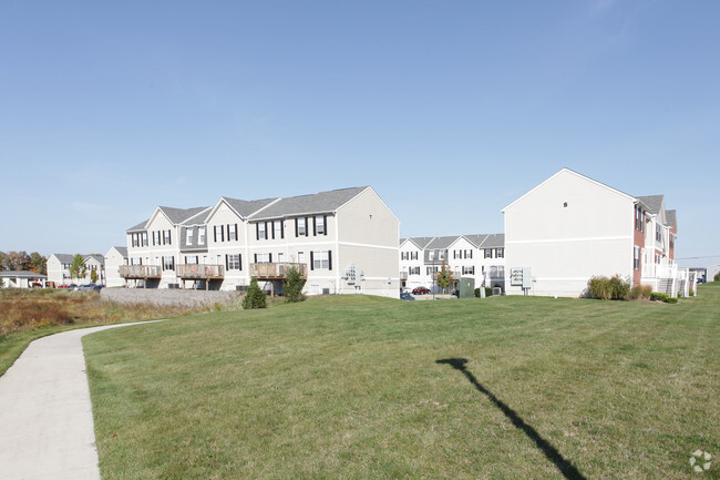 Building Photo - Canvas Townhomes - Allendale