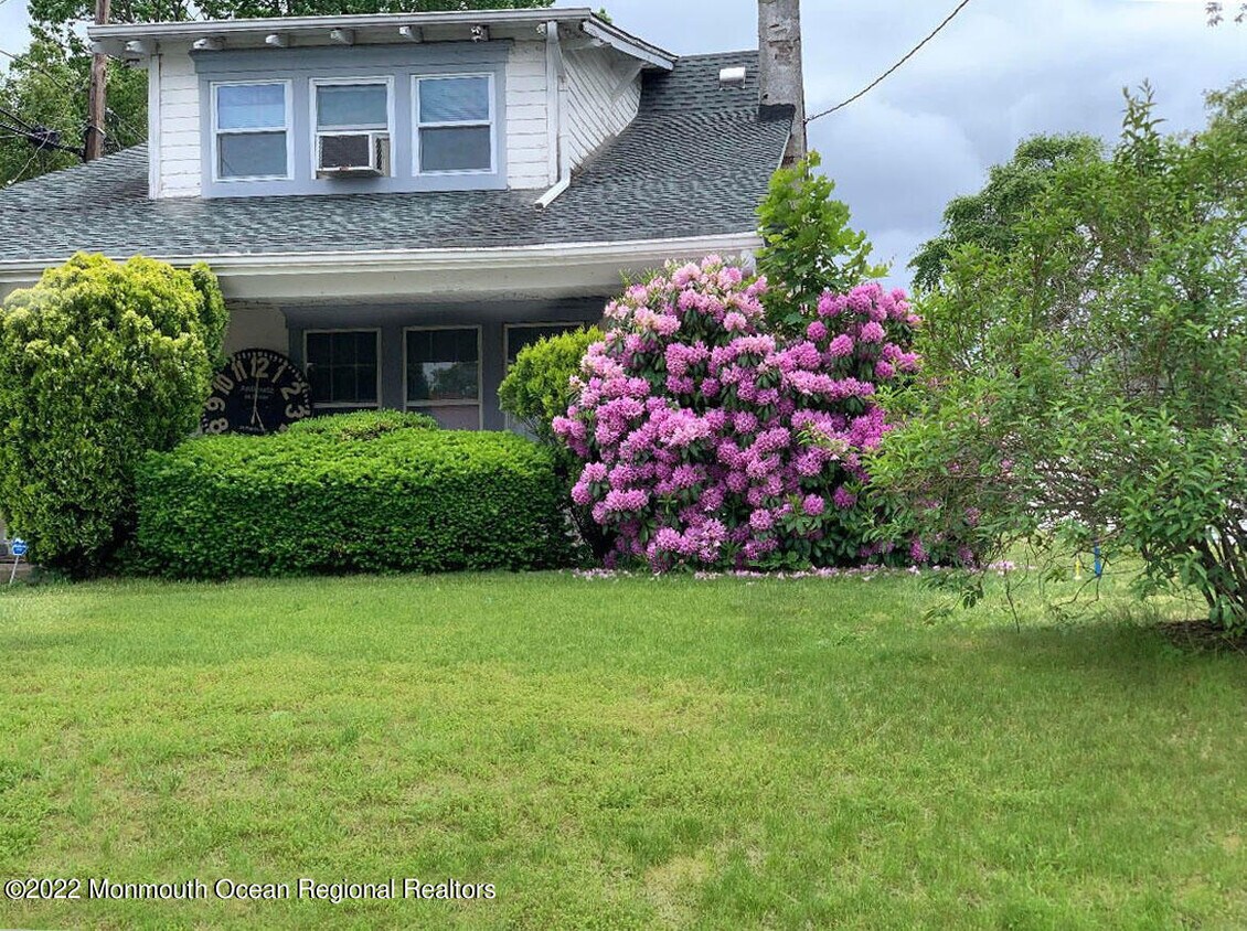 104 Fletcher Lake Ave, Bradley Beach, NJ 07720 House for Rent in