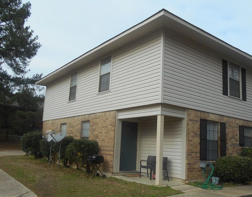 Primary Photo - Southern Hills 2/1