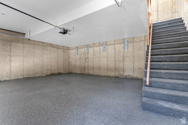 Foto del edificio - 575 Upper Evergreen Dr
