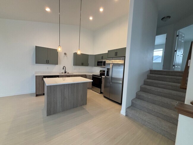 Foto del edificio - 3 Bed 3 Bath Townhome