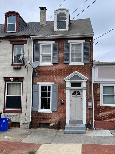 Primary Photo - 212 Verbeke Street
