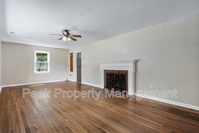 Building Photo - 1407 Northbury Ave.
