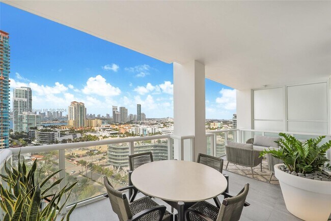 Foto del edificio - 50 South Pointe Dr