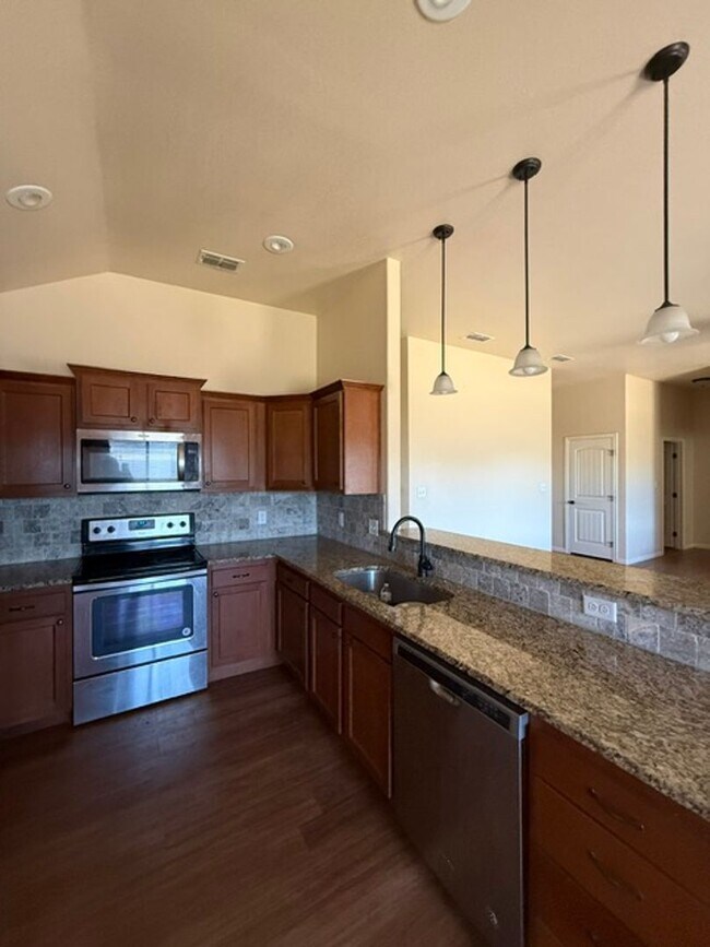 Foto del edificio - 331 Foxtrot Ln