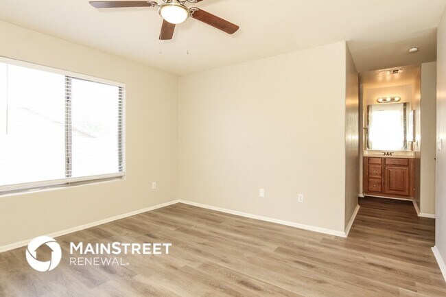 Foto del edificio - 6990 W Festival Way