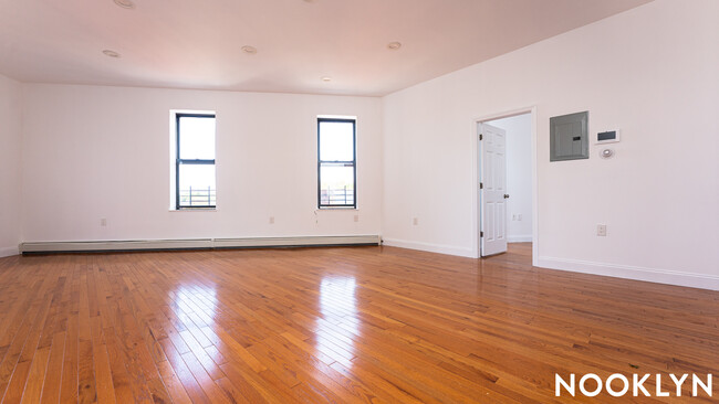 Building Photo - 5940 Myrtle Ave