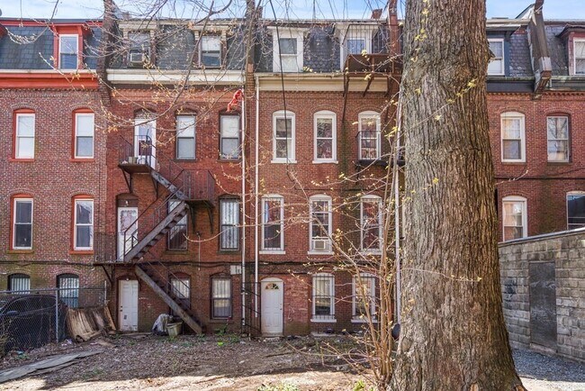 Foto del edificio - 86 Mt Pleasant Ave