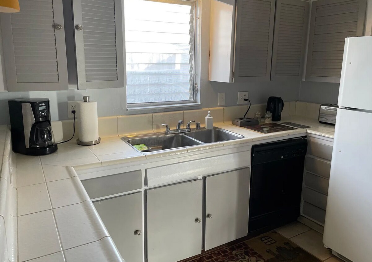 3819 Clairemont Dr, San Diego, CA 92117 House Rental in San Diego, CA